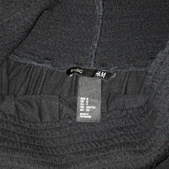 H&M skirt - Picture 3 of 3